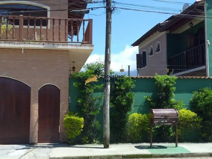 Foto 1 de Sobrado com 5 Quartos à venda, 350m² em Perequê-Açu, Ubatuba