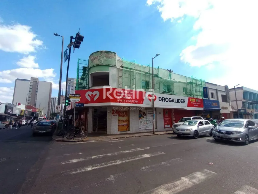 Foto 1 de Sala Comercial para alugar, 30m² em Centro, Uberlândia