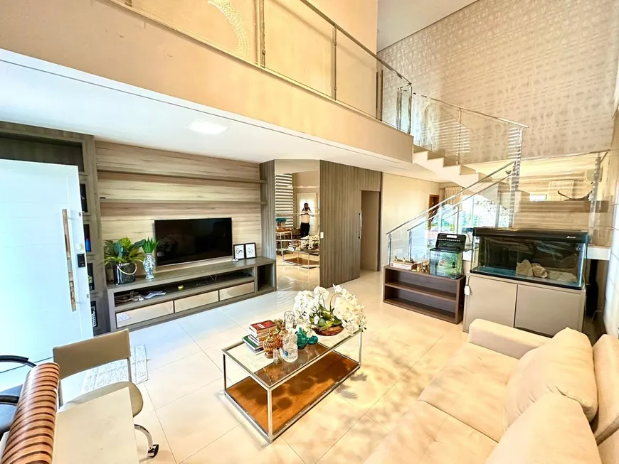 Foto 1 de Casa com 4 Quartos à venda, 306m² em Jardim Imperial, Cuiabá