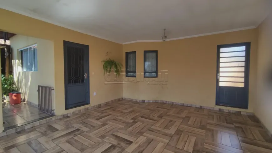 Foto 1 de Casa com 3 Quartos à venda, 136m² em Jardim Santa Paula, São Carlos