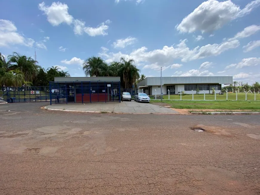 Foto 1 de Galpão/Depósito/Armazém com 1 Quarto para alugar, 6375m² em Distrito Industrial, Ituiutaba