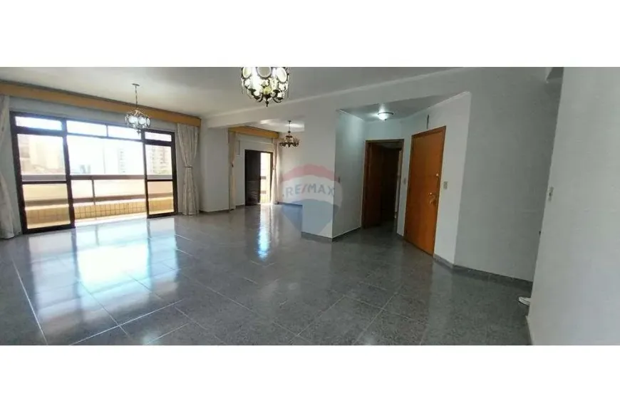 Foto 1 de Apartamento com 3 Quartos à venda, 209m² em Centro, Ribeirão Preto