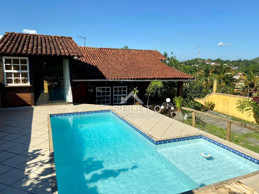 Foto 1 de Casa com 3 Quartos à venda, 350m² em Pendotiba, Niterói