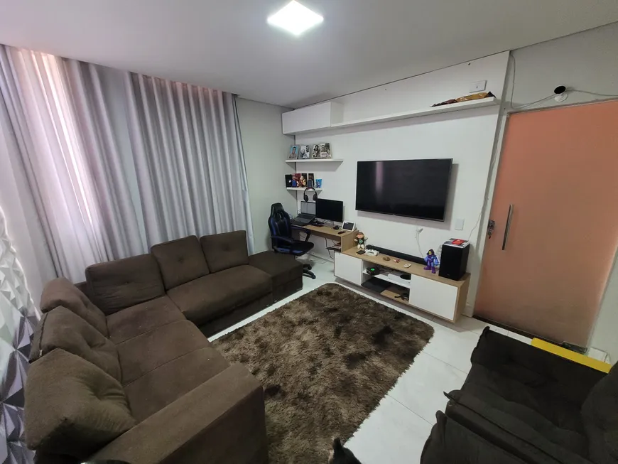 Foto 1 de Apartamento com 2 Quartos à venda, 52m² em Eldorado, Contagem