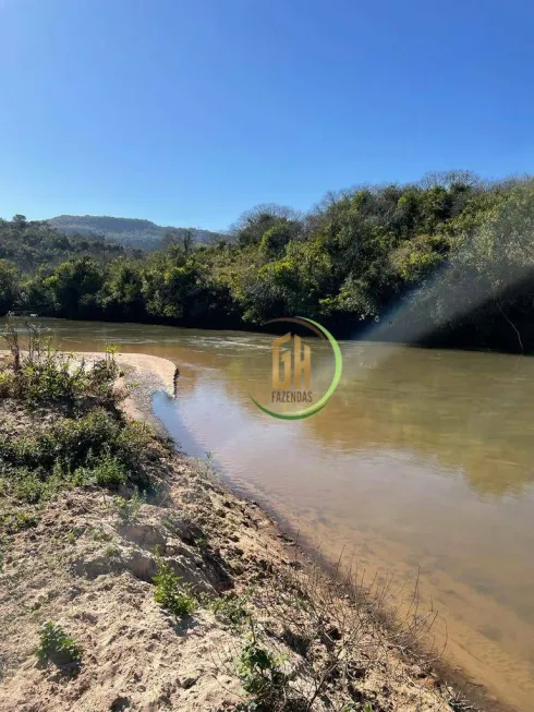 Foto 1 de Fazenda/Sítio à venda, 87265200m² em Centro, Serranópolis