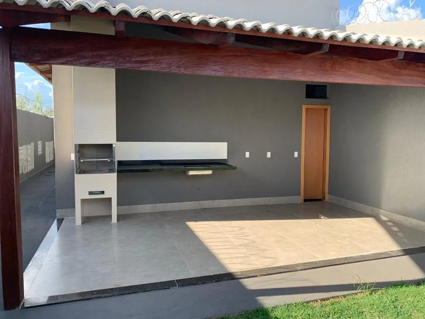 Foto 1 de Casa com 3 Quartos à venda, 160m² em Jardim Helvécia, Aparecida de Goiânia