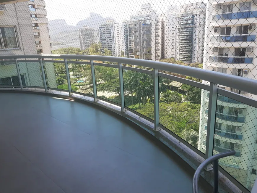 Foto 1 de Apartamento com 4 Quartos à venda, 150m² em Peninsula, Rio de Janeiro