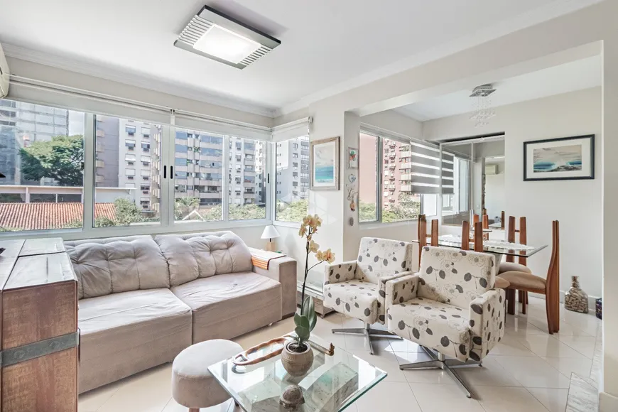Foto 1 de Apartamento com 2 Quartos à venda, 75m² em Mont' Serrat, Porto Alegre