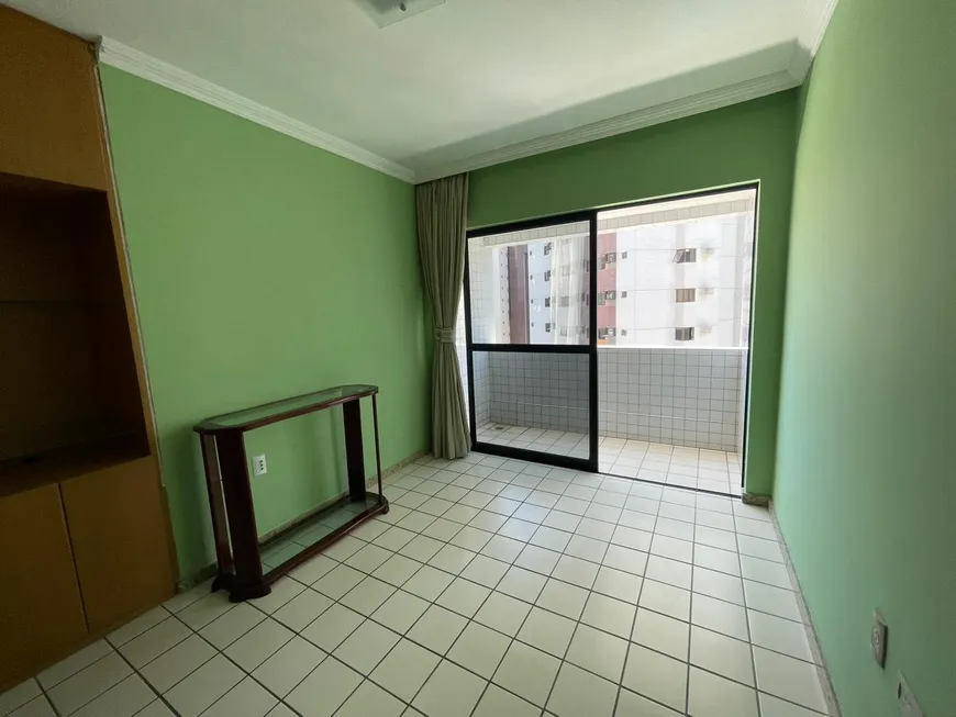 Foto 1 de Apartamento com 3 Quartos à venda, 70m² em Boa Viagem, Recife