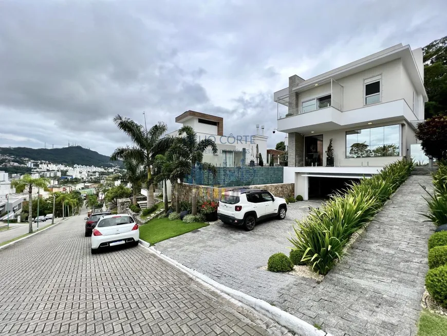 Foto 1 de Casa de Condomínio com 6 Quartos à venda, 483m² em Saco dos Limões, Florianópolis