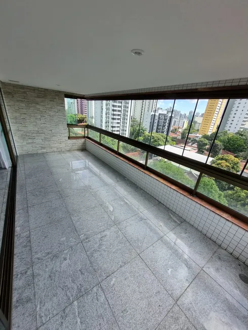 Foto 1 de Apartamento com 4 Quartos à venda, 273m² em Santana, Recife