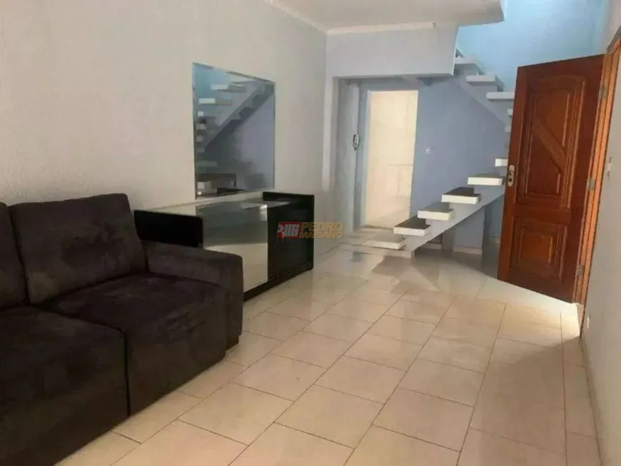 Foto 1 de Sobrado com 3 Quartos à venda, 200m² em Baeta Neves, São Bernardo do Campo