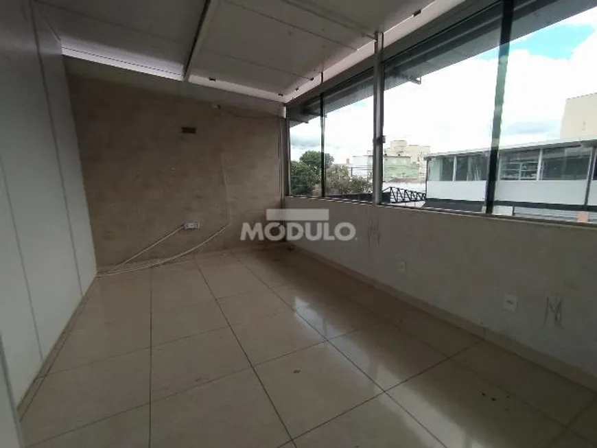 Foto 1 de Sala Comercial para alugar, 45m² em Vigilato Pereira, Uberlândia