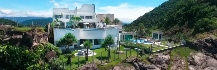 Foto 1 de Casa com 10 Quartos à venda, 1411m² em Balneário Praia do Pernambuco, Guarujá