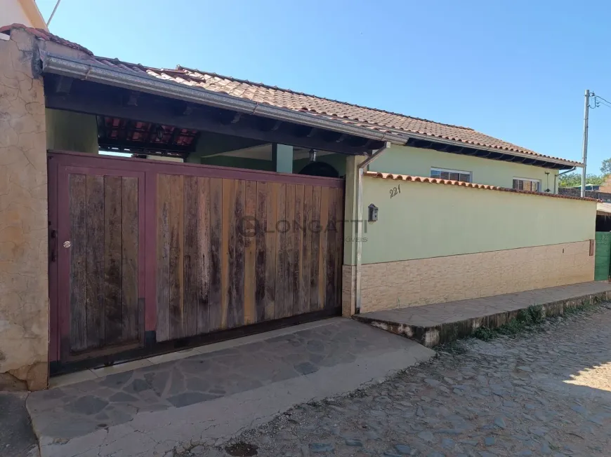 Foto 1 de Casa com 2 Quartos à venda, 100m² em César de Pina, Tiradentes