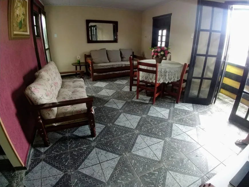 Foto 1 de Sobrado com 2 Quartos à venda, 80m² em , Arraial do Cabo