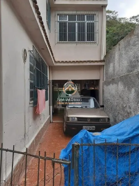 Foto 1 de Casa com 5 Quartos à venda, 260m² em Cubango, Niterói