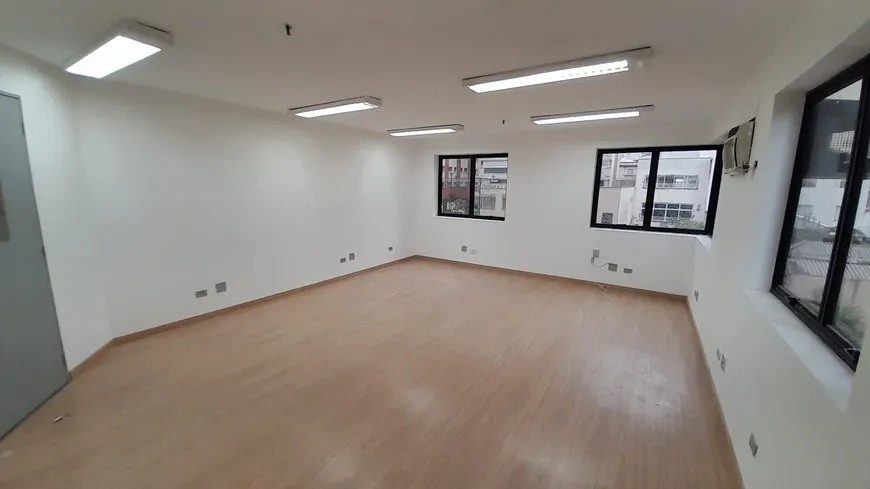 Foto 1 de Sala Comercial com 1 Quarto para alugar, 35m² em Santa Cecília, São Paulo