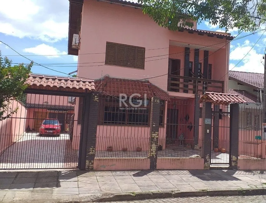 Foto 1 de Casa com 3 Quartos à venda, 273m² em Aberta dos Morros, Porto Alegre