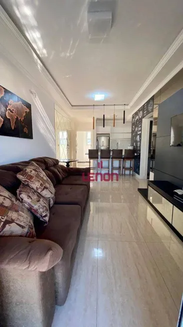 Foto 1 de Apartamento com 2 Quartos à venda, 88m² em Bombas, Bombinhas