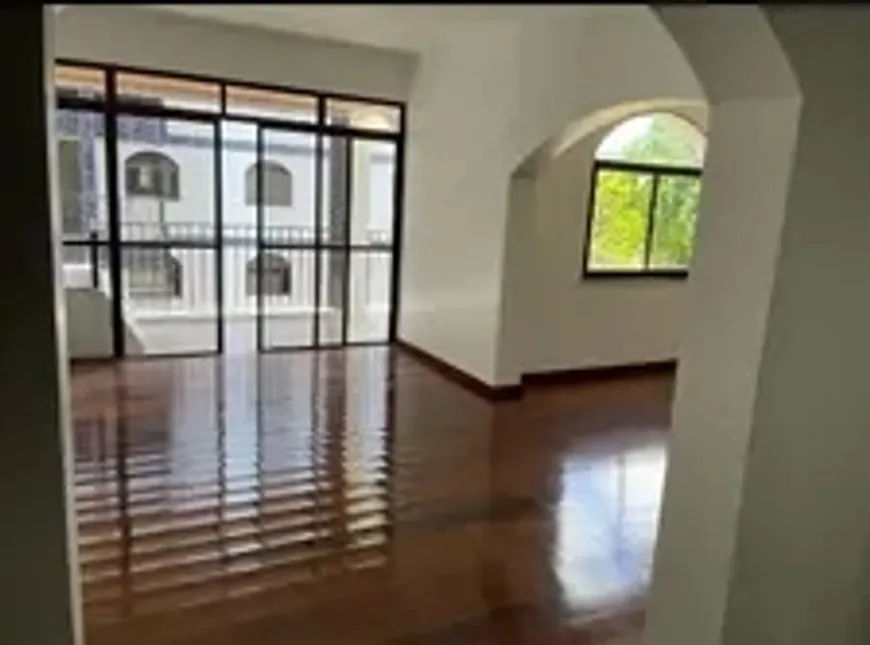 Foto 1 de Apartamento com 3 Quartos para alugar, 120m² em Rio Vermelho, Salvador