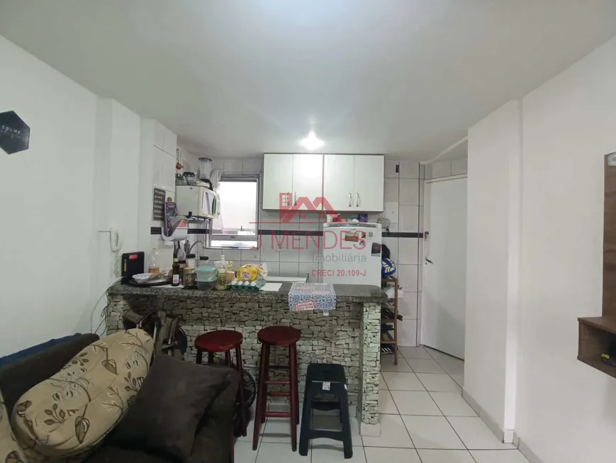 Foto 1 de Kitnet com 1 Quarto à venda, 32m² em Aviação, Praia Grande