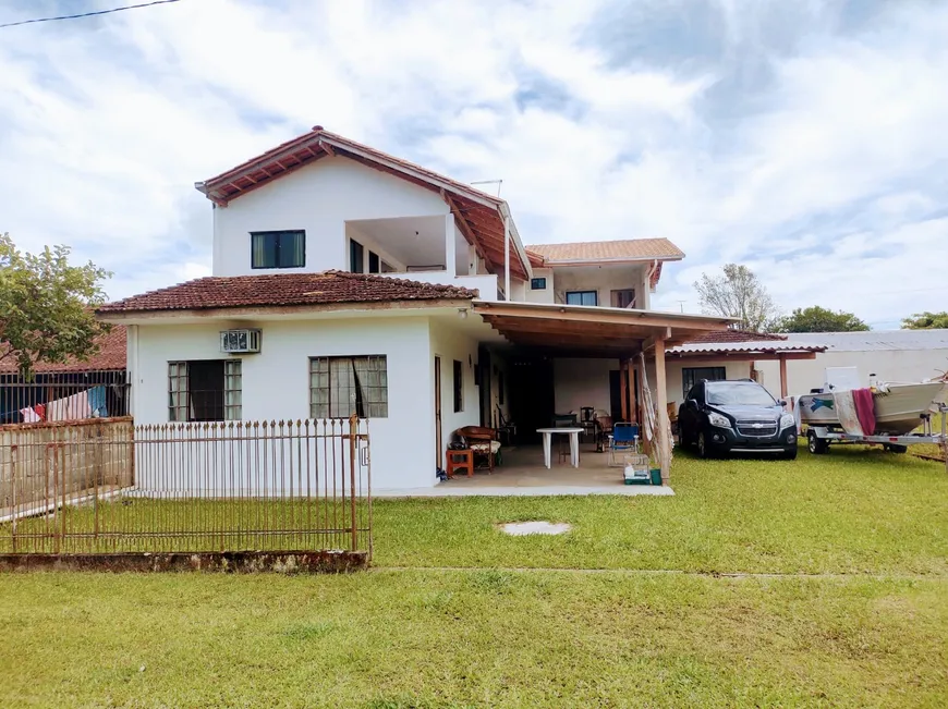 Foto 1 de Casa com 10 Quartos à venda, 250m² em Costeira, Balneário Barra do Sul
