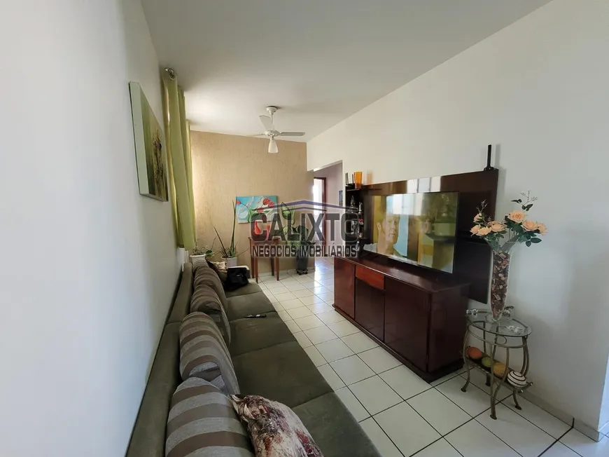 Foto 1 de Apartamento com 3 Quartos à venda, 65m² em Cazeca, Uberlândia