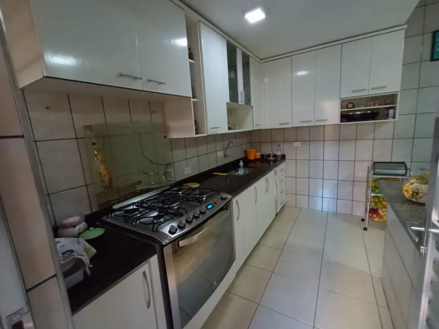 Foto 1 de Casa com 1 Quarto à venda, 250m² em Vila Bela, Carapicuíba