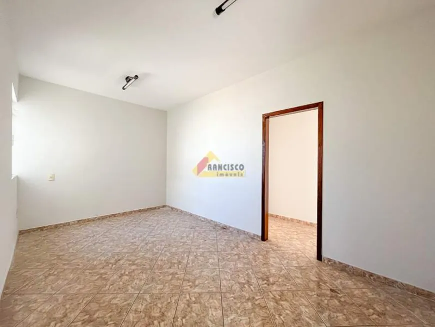 Foto 1 de Apartamento com 3 Quartos à venda, 100m² em São José, Divinópolis