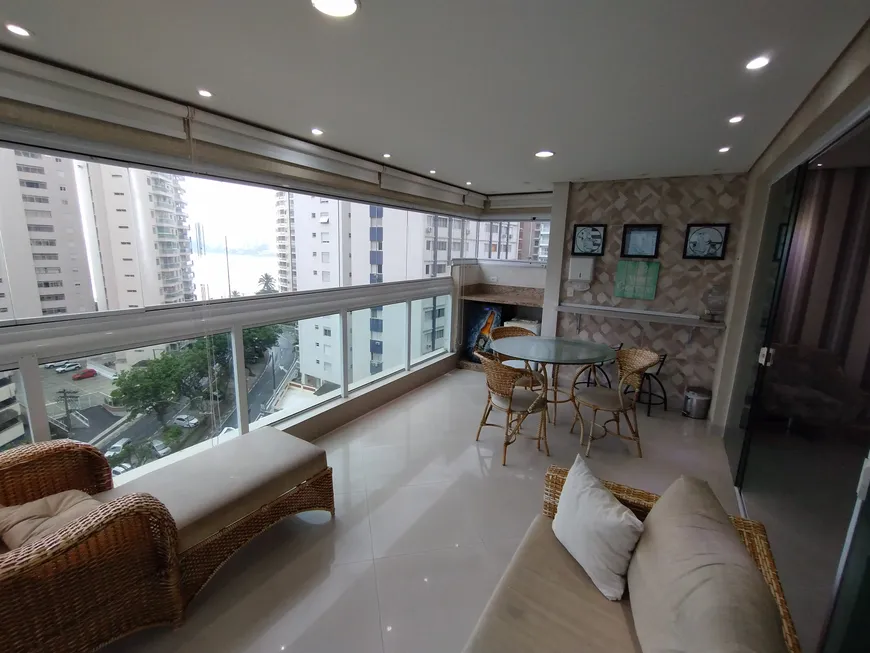 Foto 1 de Apartamento com 3 Quartos à venda, 160m² em Pitangueiras, Guarujá