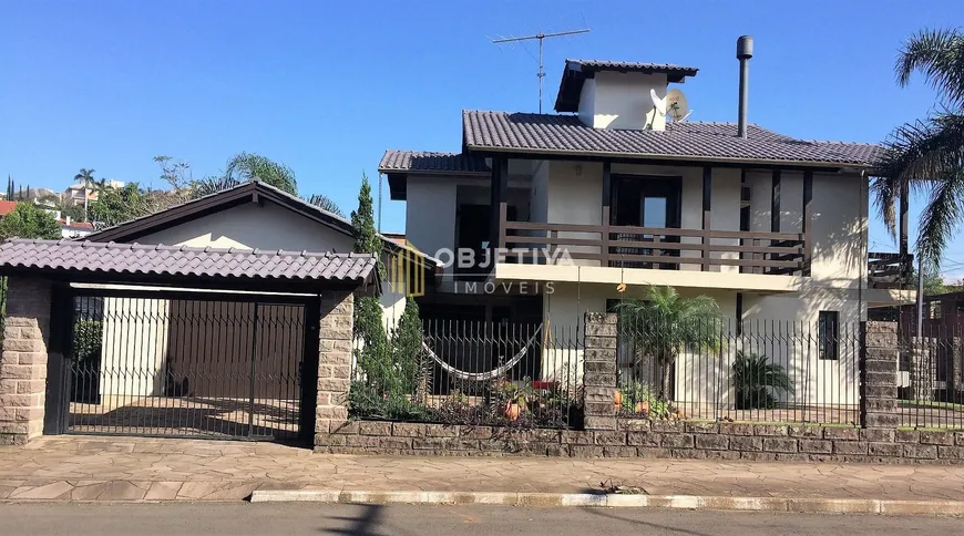 Foto 1 de Casa de Condomínio com 3 Quartos à venda, 244m² em Primavera, Novo Hamburgo