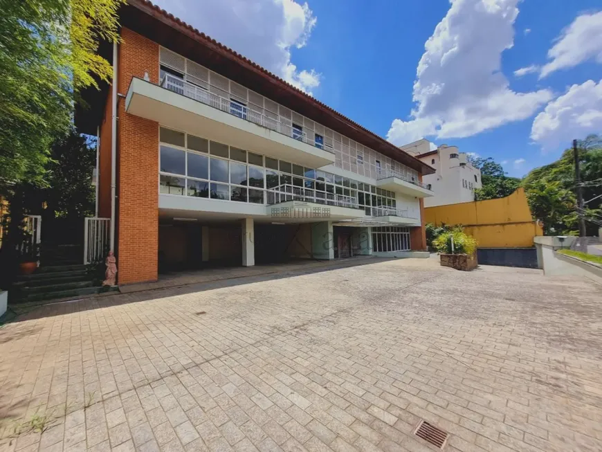 Foto 1 de Casa com 6 Quartos à venda, 1650m² em Vila Tramontano, São Paulo