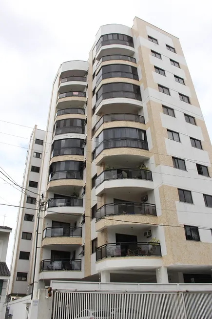 Foto 1 de Apartamento com 2 Quartos à venda, 82m² em Centro, Campos dos Goytacazes