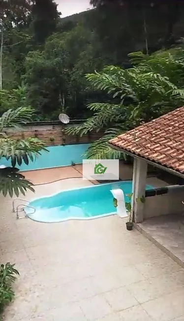 Foto 1 de Sobrado com 2 Quartos à venda, 380m² em Horto Florestal, Ubatuba