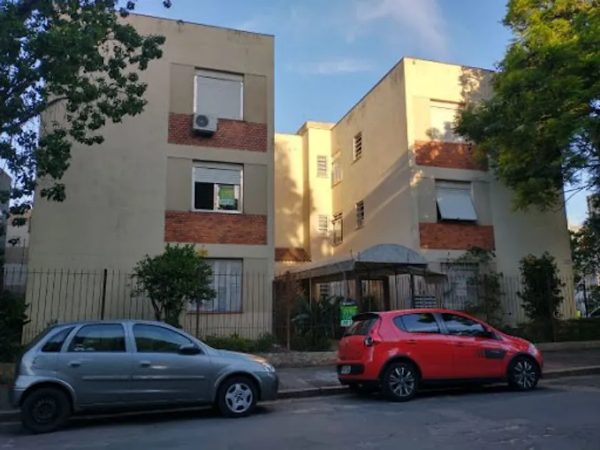 Foto 1 de Apartamento com 3 Quartos à venda, 66m² em Camaquã, Porto Alegre