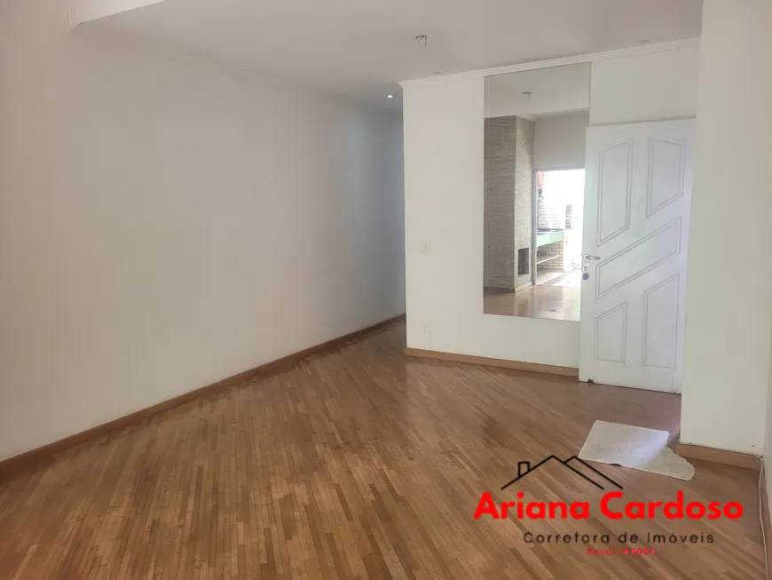 Foto 1 de Casa de Condomínio com 4 Quartos para alugar, 163m² em Granja Viana, Cotia
