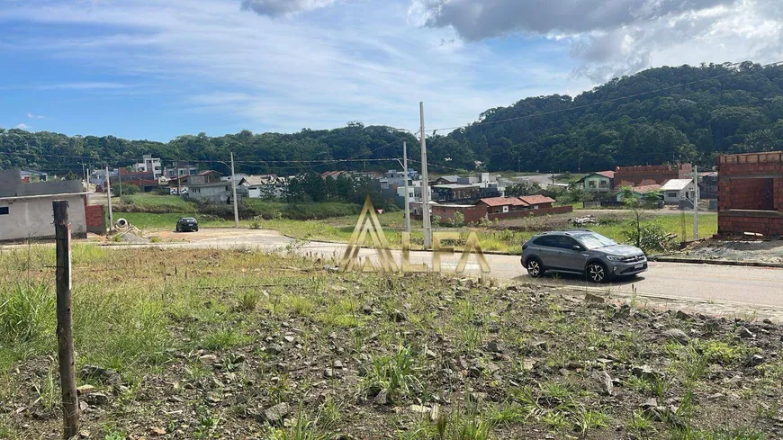 Foto 1 de Lote/Terreno à venda, 334m² em Nossa Senhora de Fátima, Penha