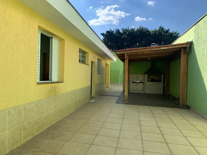 Foto 1 de Casa com 3 Quartos à venda, 341m² em Vila Anastácio, São Paulo