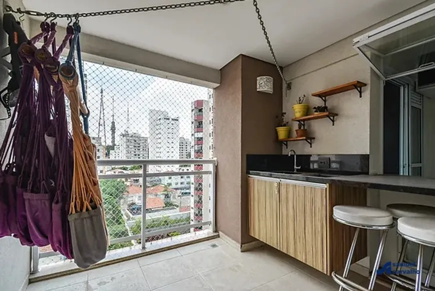 Foto 1 de Apartamento com 2 Quartos à venda, 65m² em Sumaré, São Paulo