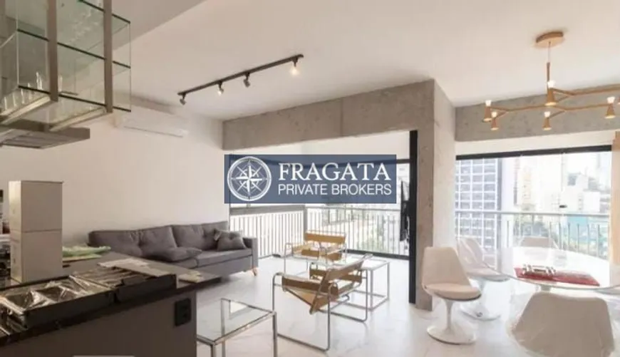 Foto 1 de Apartamento com 2 Quartos à venda, 82m² em Jardim América, São Paulo