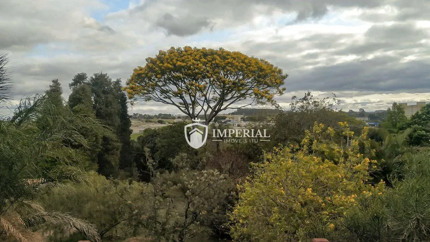 Foto 1 de Fazenda/Sítio com 4 Quartos à venda, 273m² em Chácaras Primavera, Itu