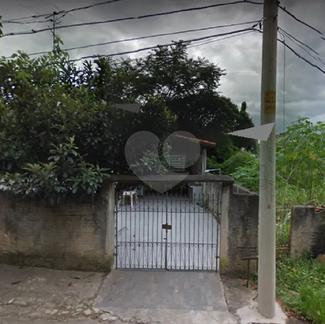 Foto 1 de Casa com 4 Quartos à venda, 250m² em Horto Florestal, São Paulo