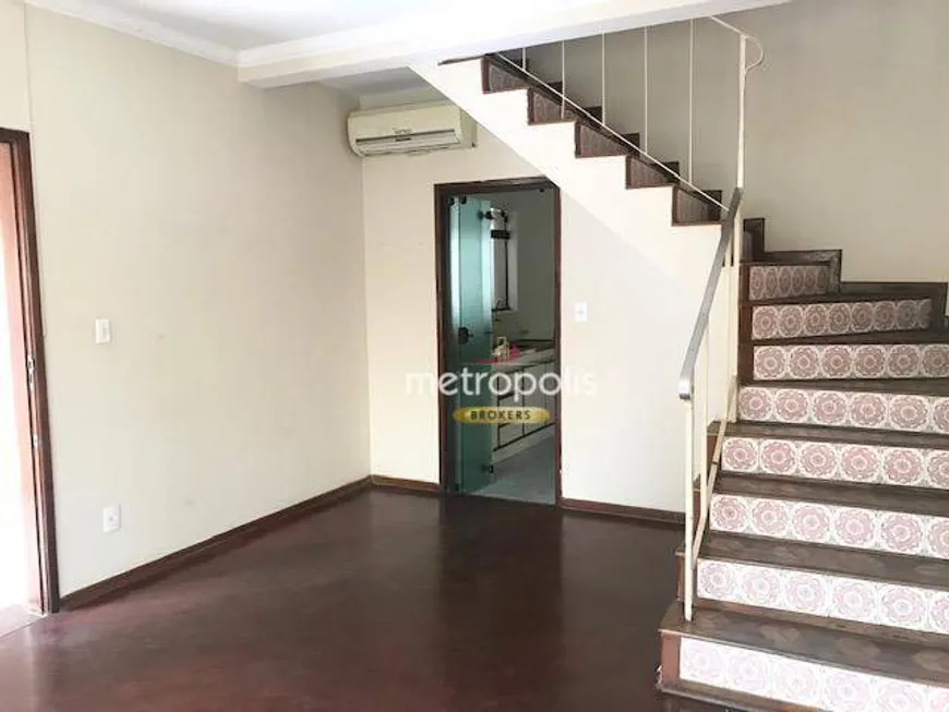 Foto 1 de Sobrado com 3 Quartos à venda, 199m² em Santa Paula, São Caetano do Sul