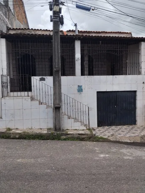 Foto 1 de Casa com 2 Quartos à venda, 126m² em Eduardo Gomes, São Cristóvão