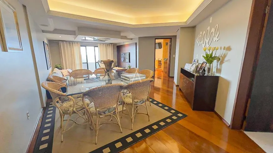 Foto 1 de Apartamento com 3 Quartos à venda, 127m² em Centro, Toledo