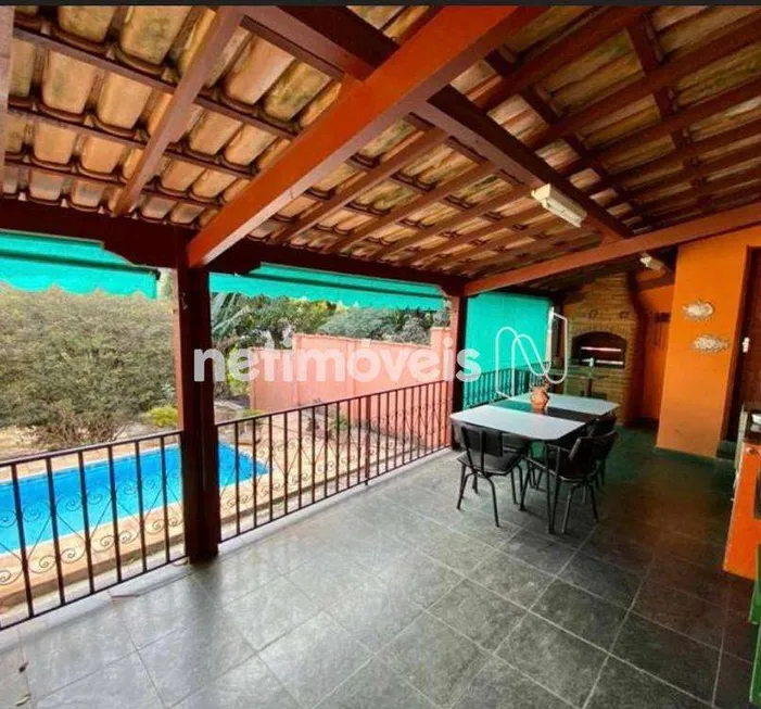 Foto 1 de Casa com 4 Quartos à venda, 190m² em Nacoes Unidas, Sabará