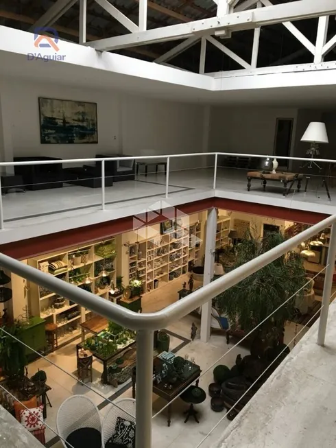 Foto 1 de Galpão/Depósito/Armazém com 5 Quartos à venda, 550m² em Barro Branco, São Paulo