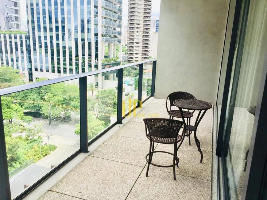 Foto 1 de Apartamento com 1 Quarto para alugar, 68m² em Vila Olímpia, São Paulo