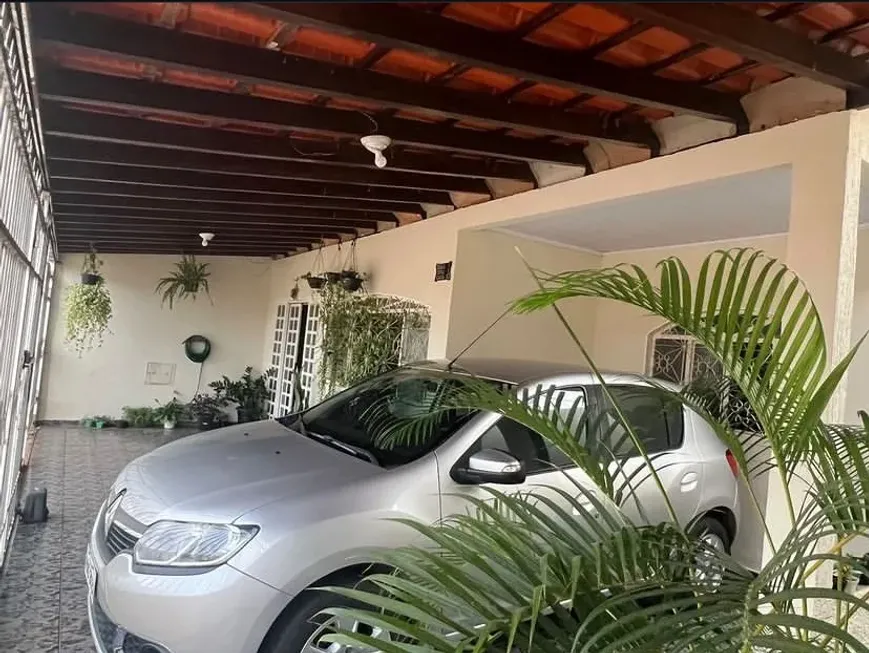 Foto 1 de Casa com 3 Quartos à venda, 120m² em Sacramenta, Belém